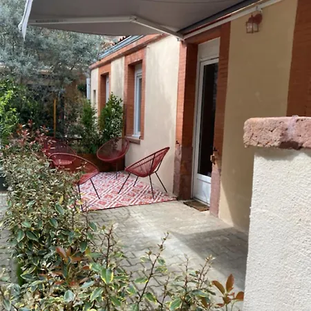 Pleasant And Bright Chartreuse With Terrace Holiday home *